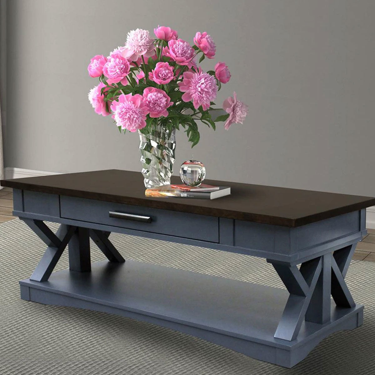 AMERICANA COCKTAIL TABLE