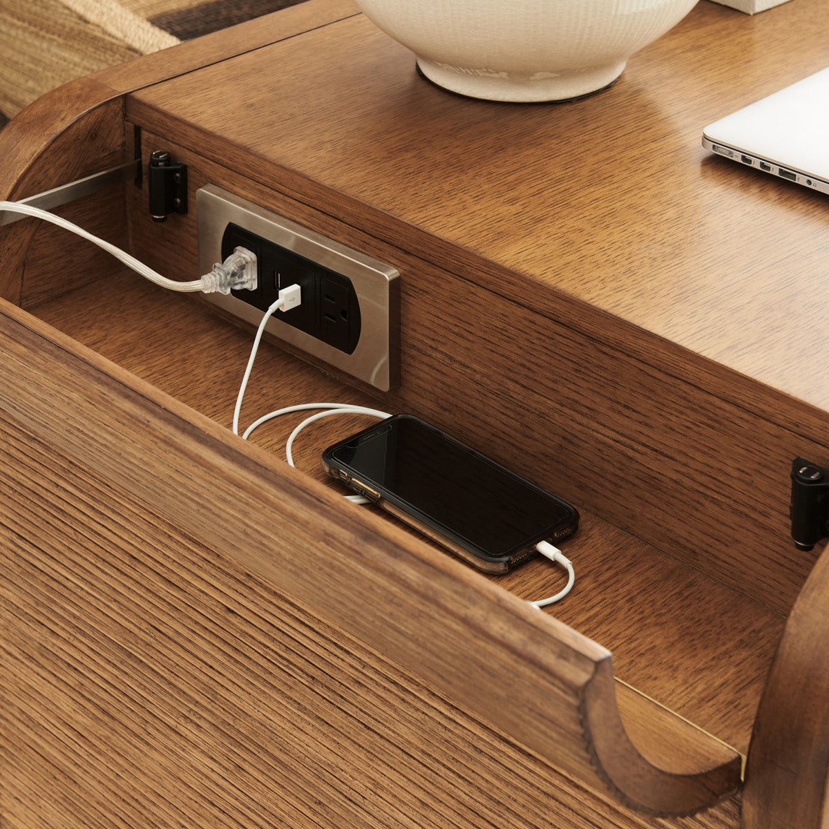 MONTCLAIRE WRITING DESK