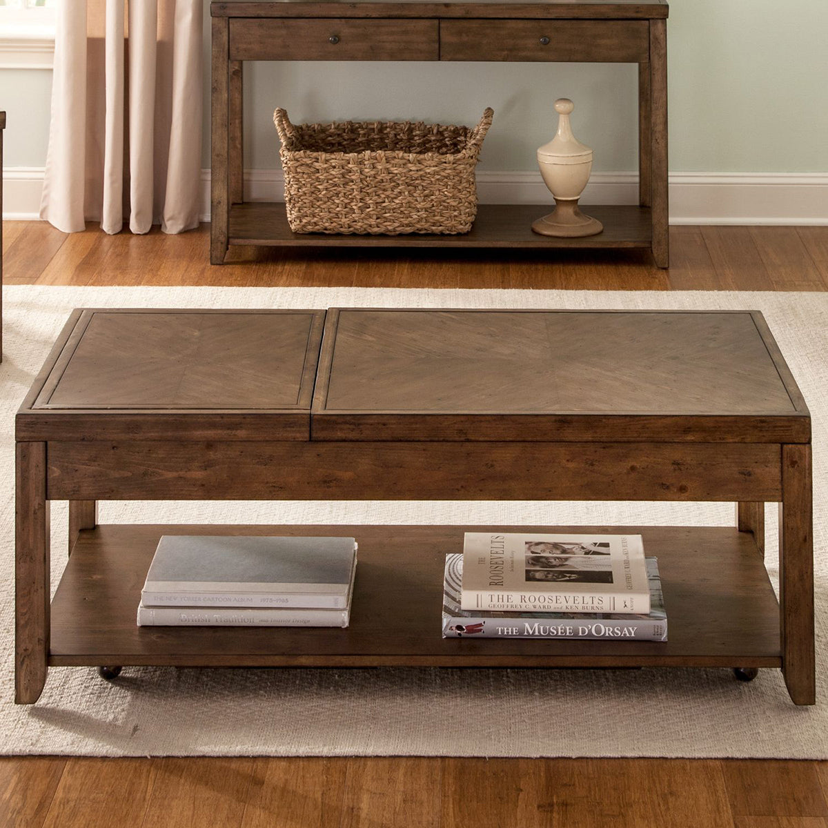 BOZEMAN COCKTAIL TABLE