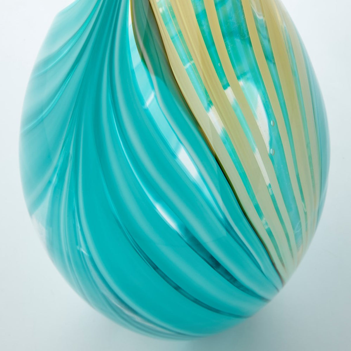 Lg Turq Parlor Palm Vase