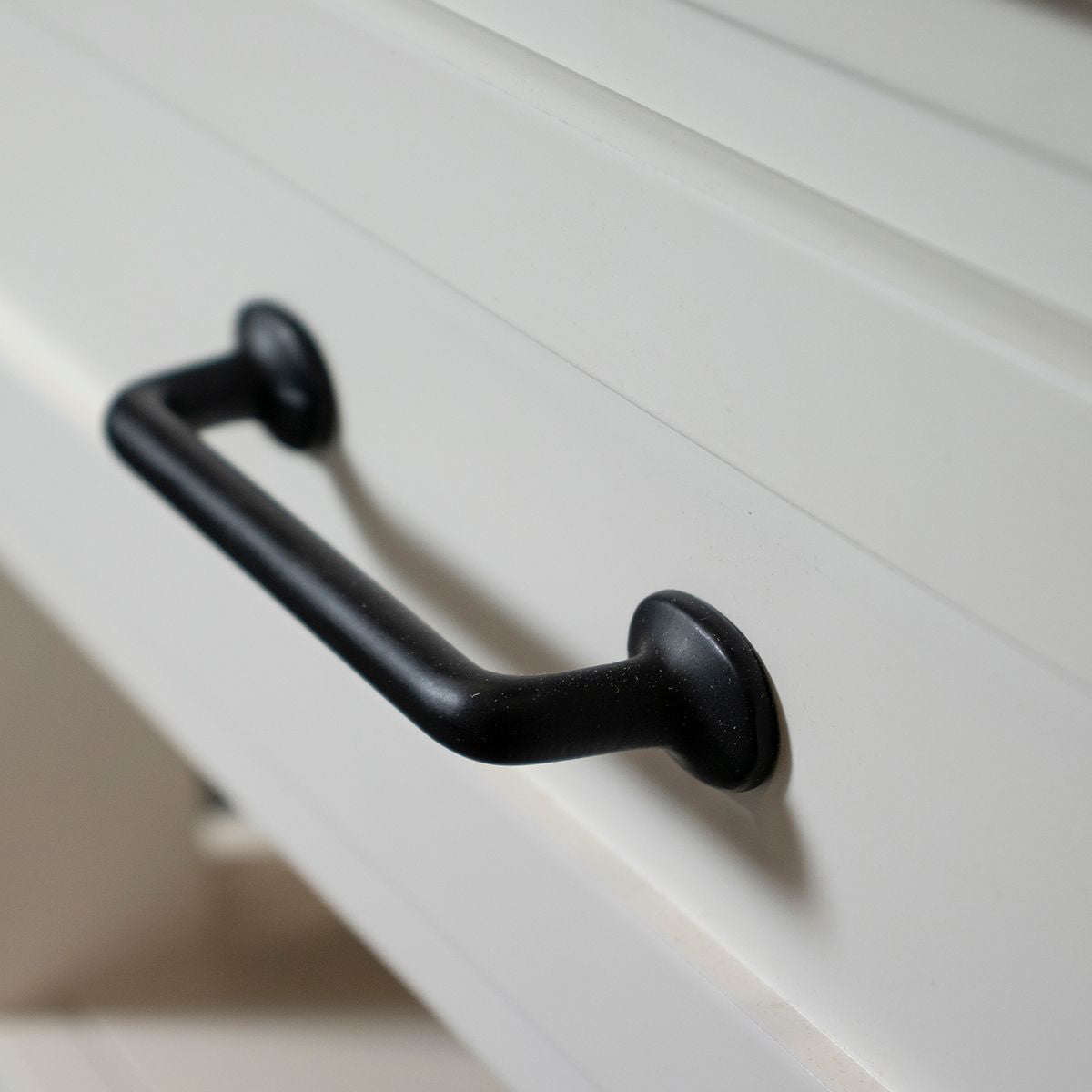 CORA LARGE COCKTAIL TABLE