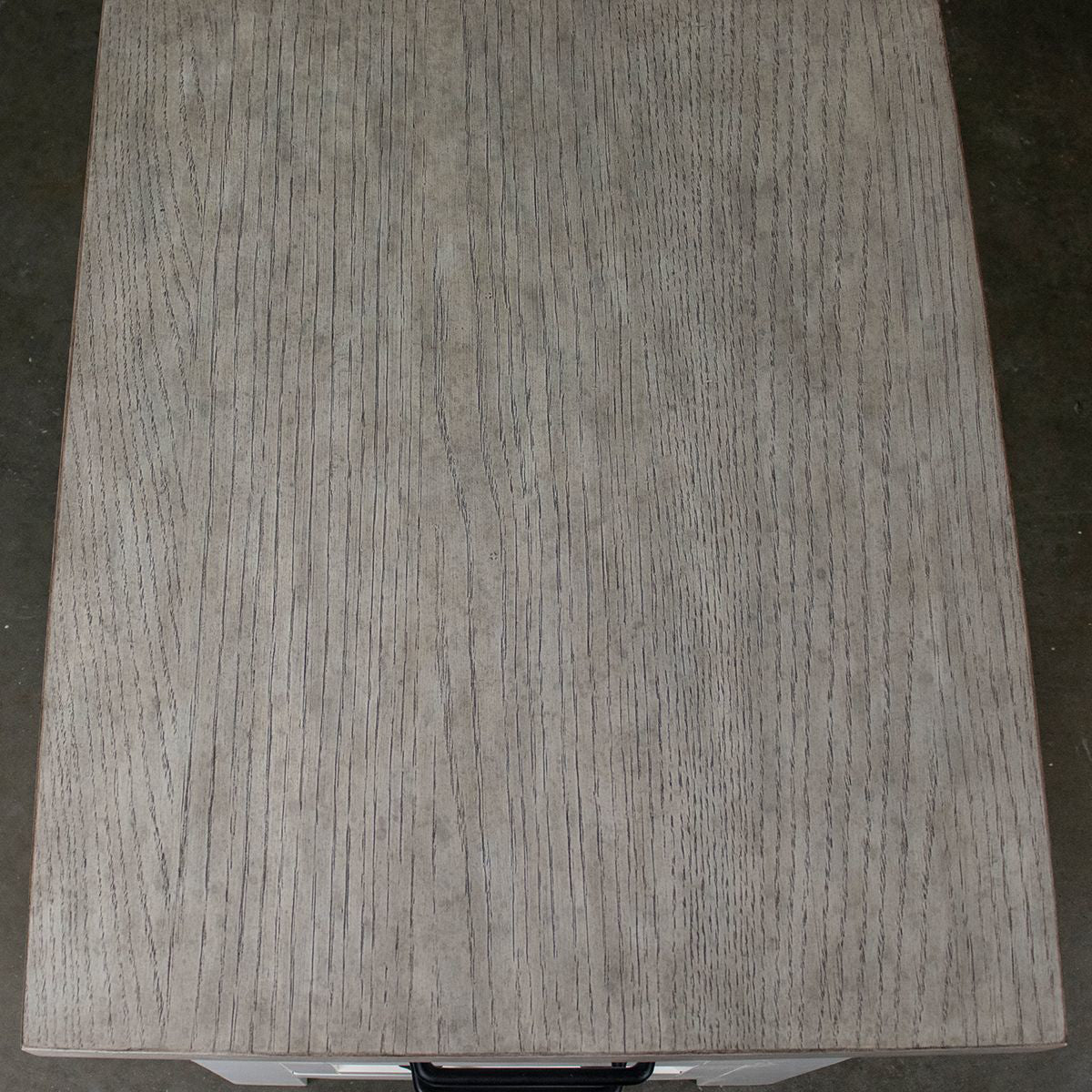 CORA CHAIRSIDE TABLE