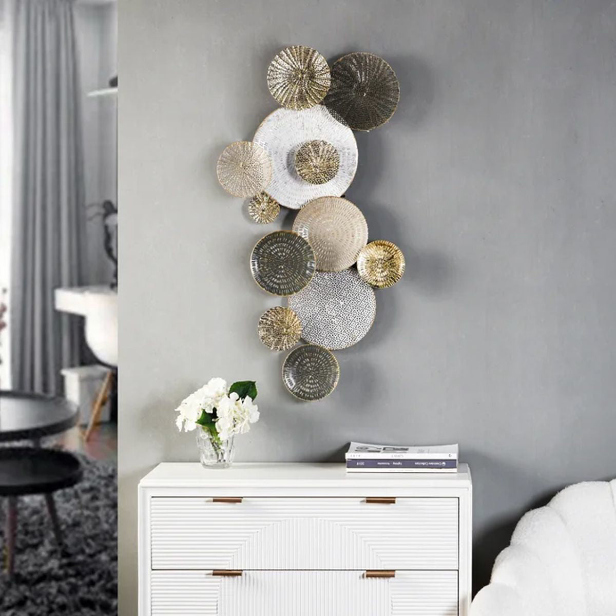 LILY METAL WALL ART
