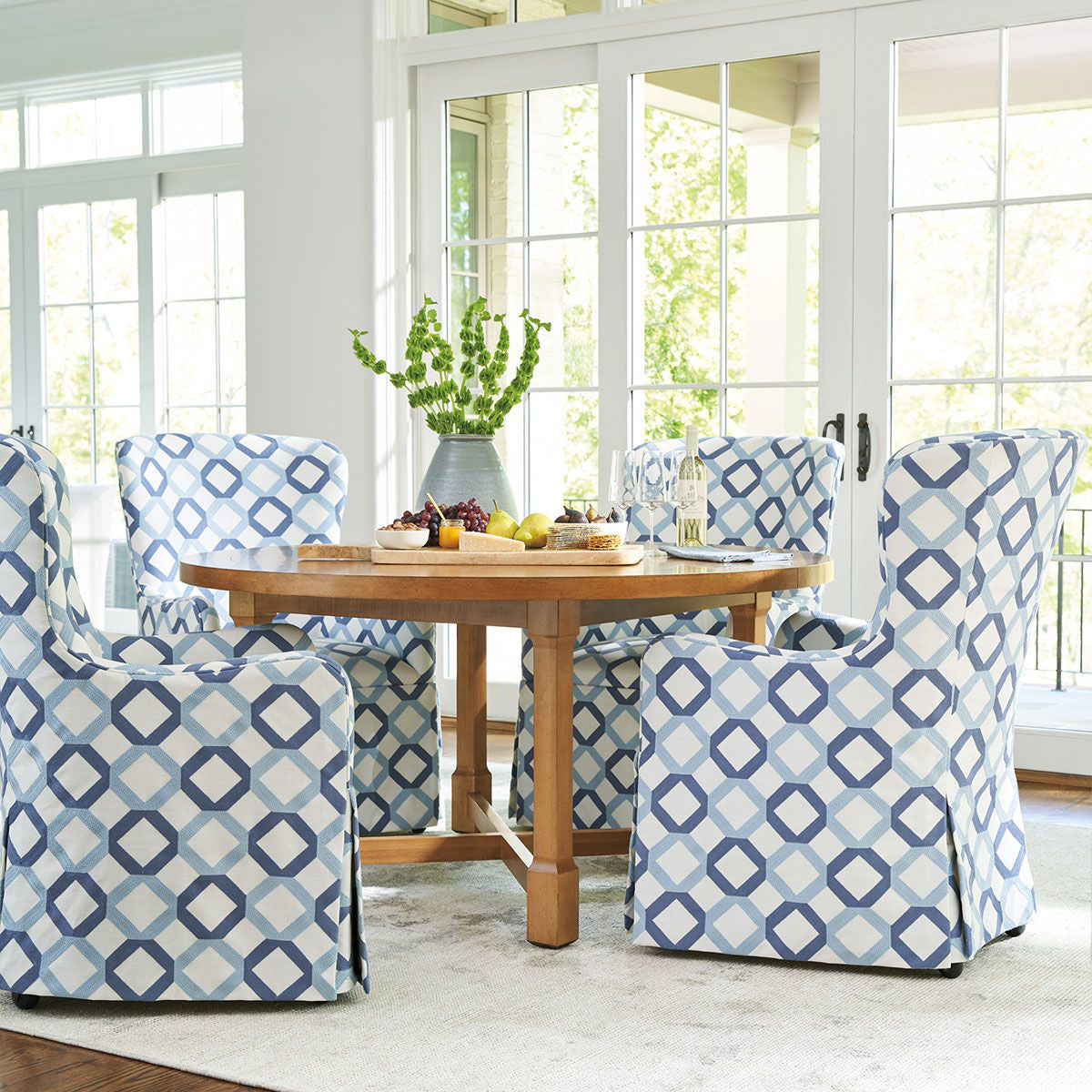 CAPISTRANO DINING TABLE NUTMEG