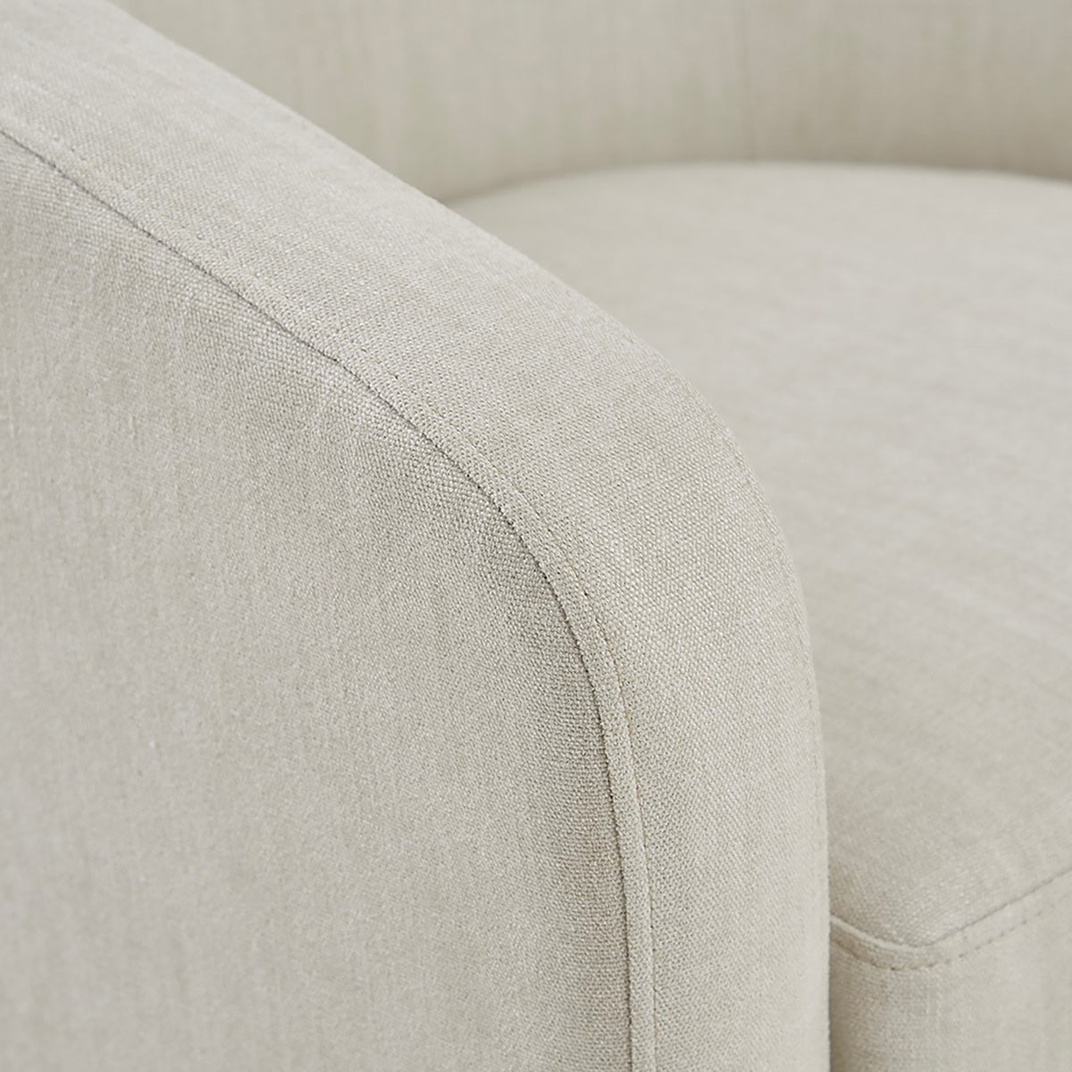 HEARD SWIVEL CHAIR IN IVORY