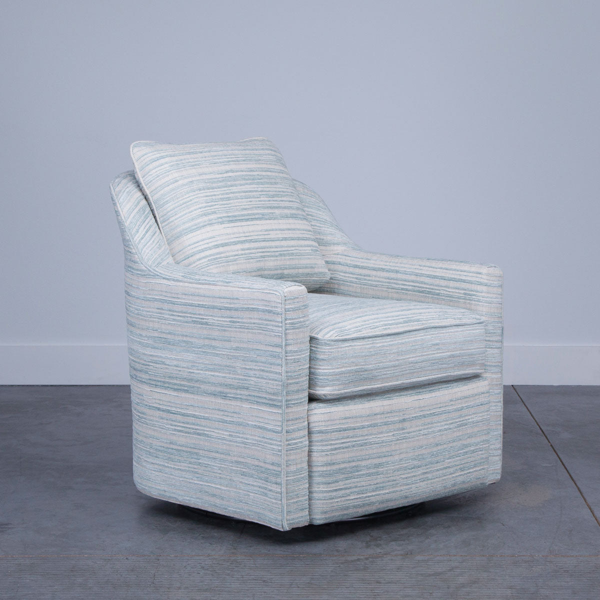 LEIGHTON SWIVEL CHAIR