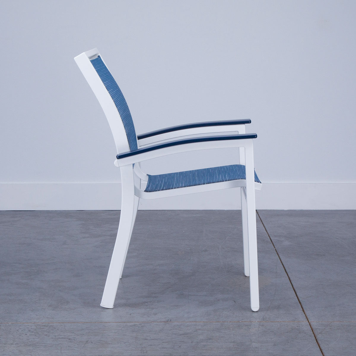 BAZZA CAFE CHAIR W/MGP ARM
