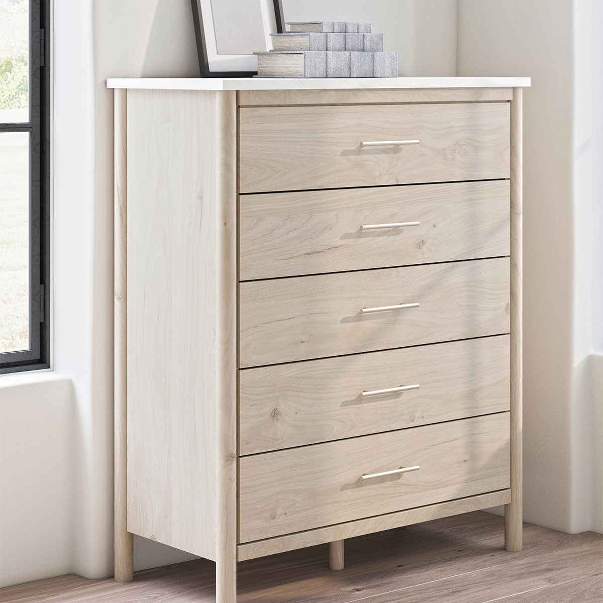 CASHMERE CHEST