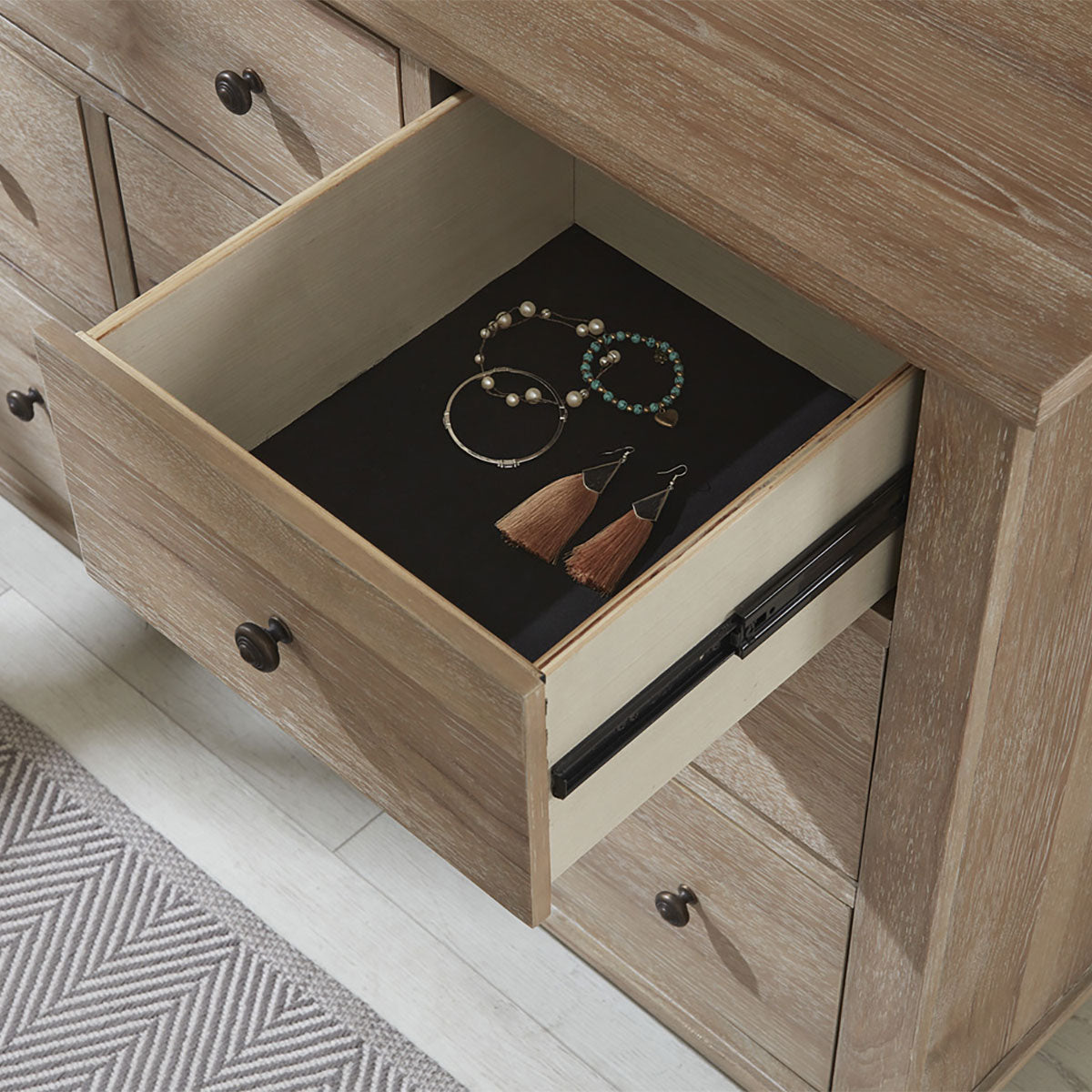 CAMBRIDGE KHAKI DRESSER