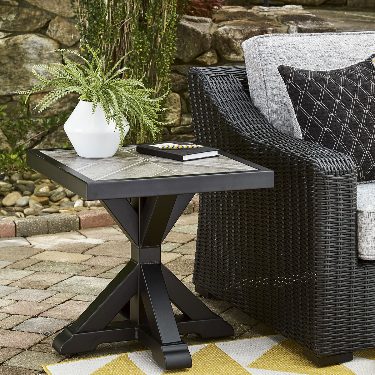 BEACH HOUSE BLACK END TABLE
