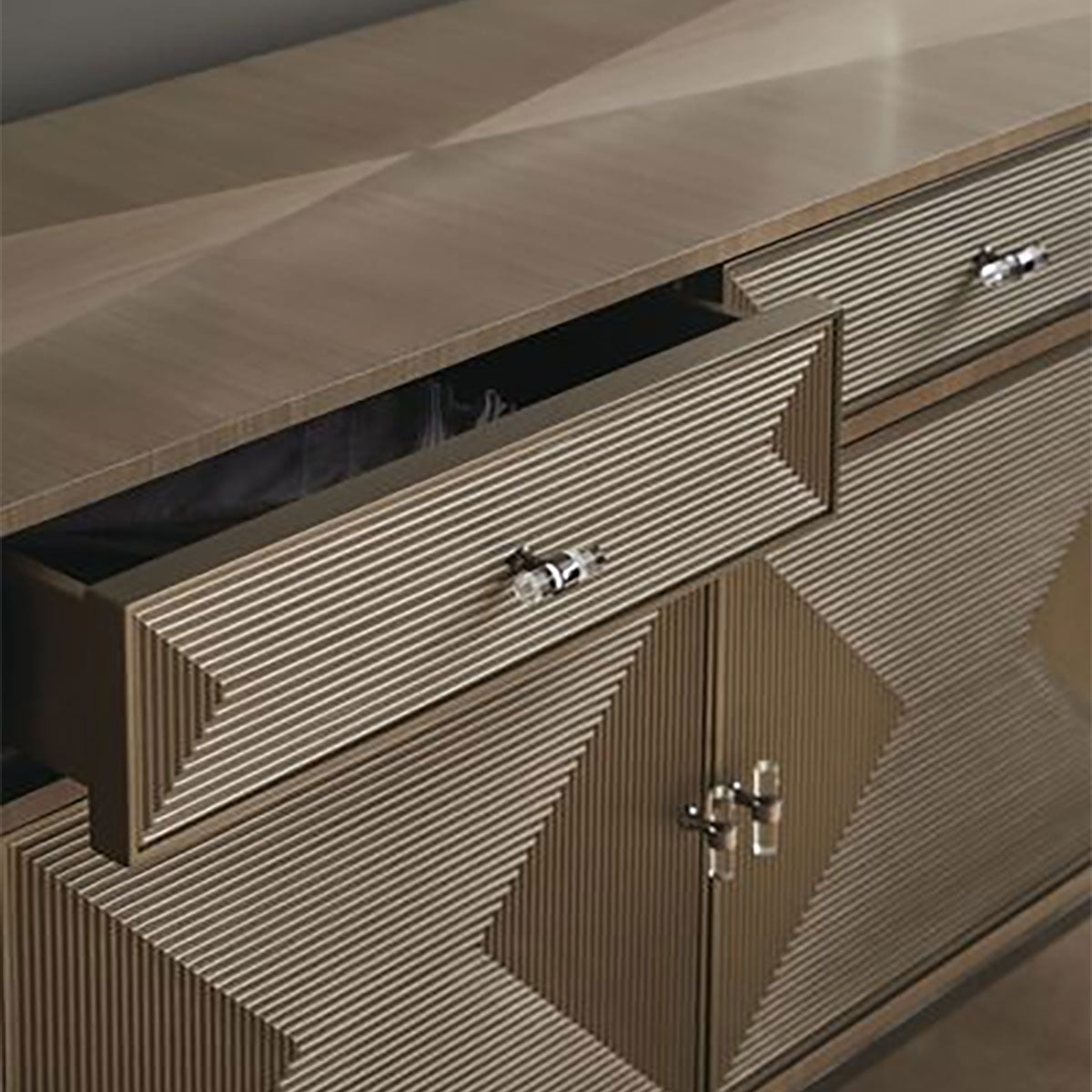 LOW RISE CREDENZA
