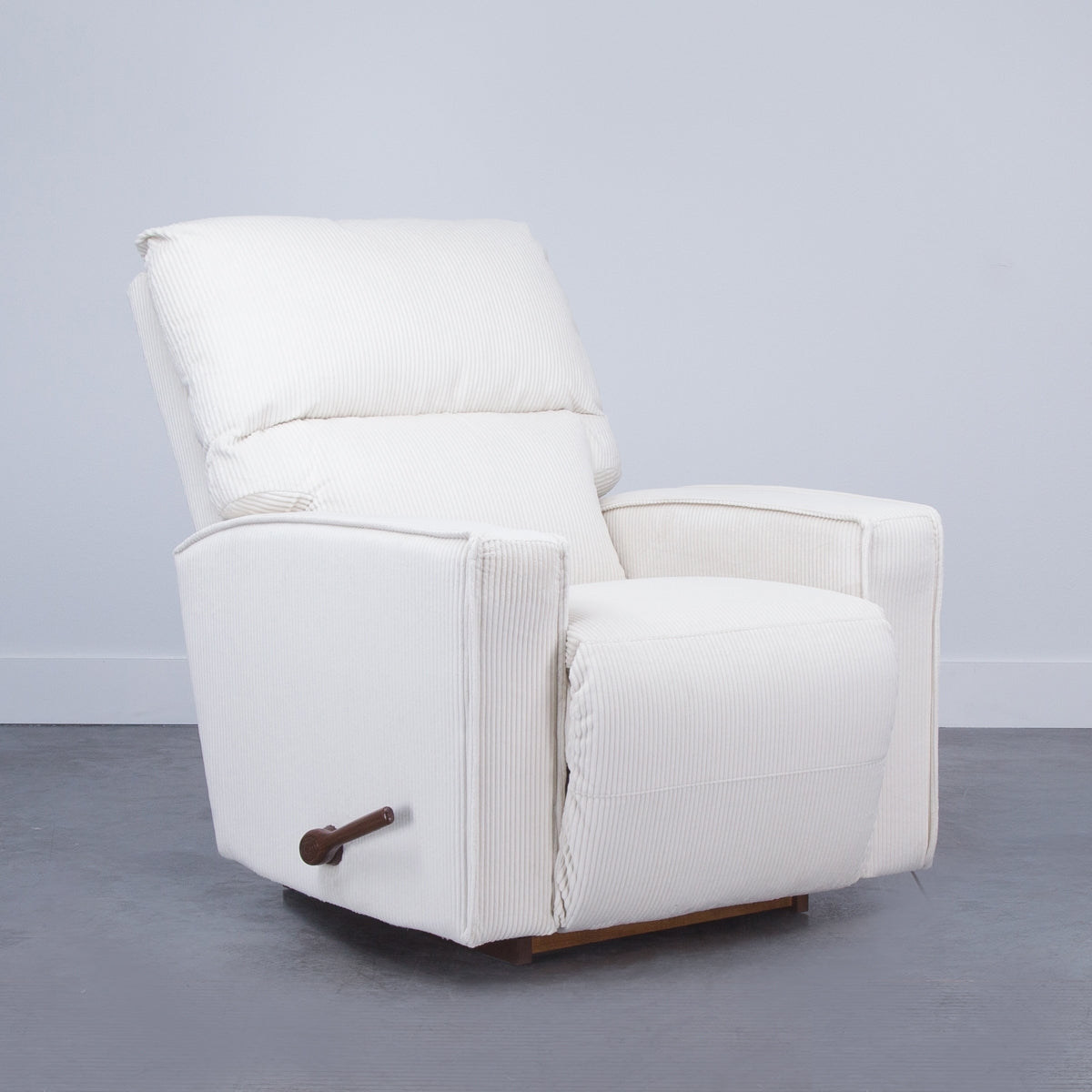MADDOX ROCKER RECLINER