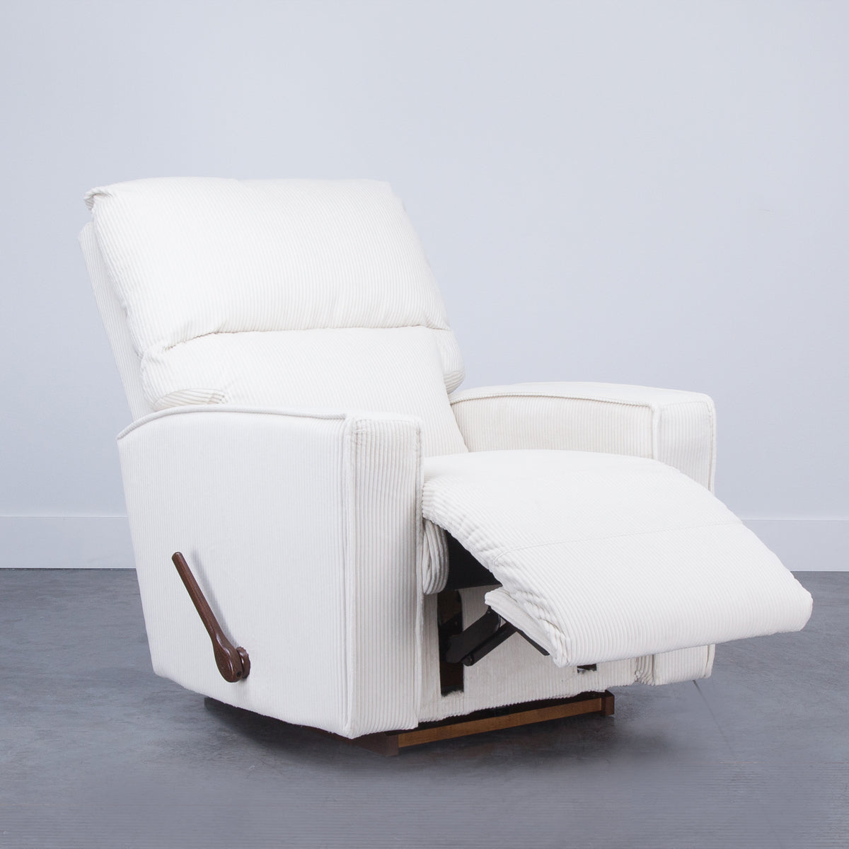 MADDOX ROCKER RECLINER