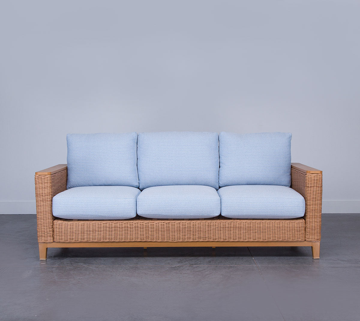 TIMBERLINE NAT TRACK ARM SOFA