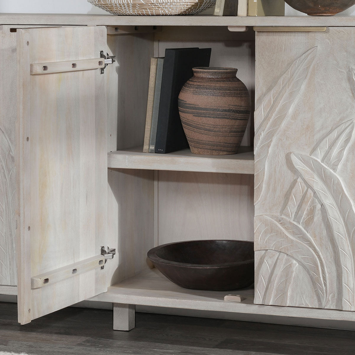 LEDRO WOOD 4 DR BUFFET WHITE WASH