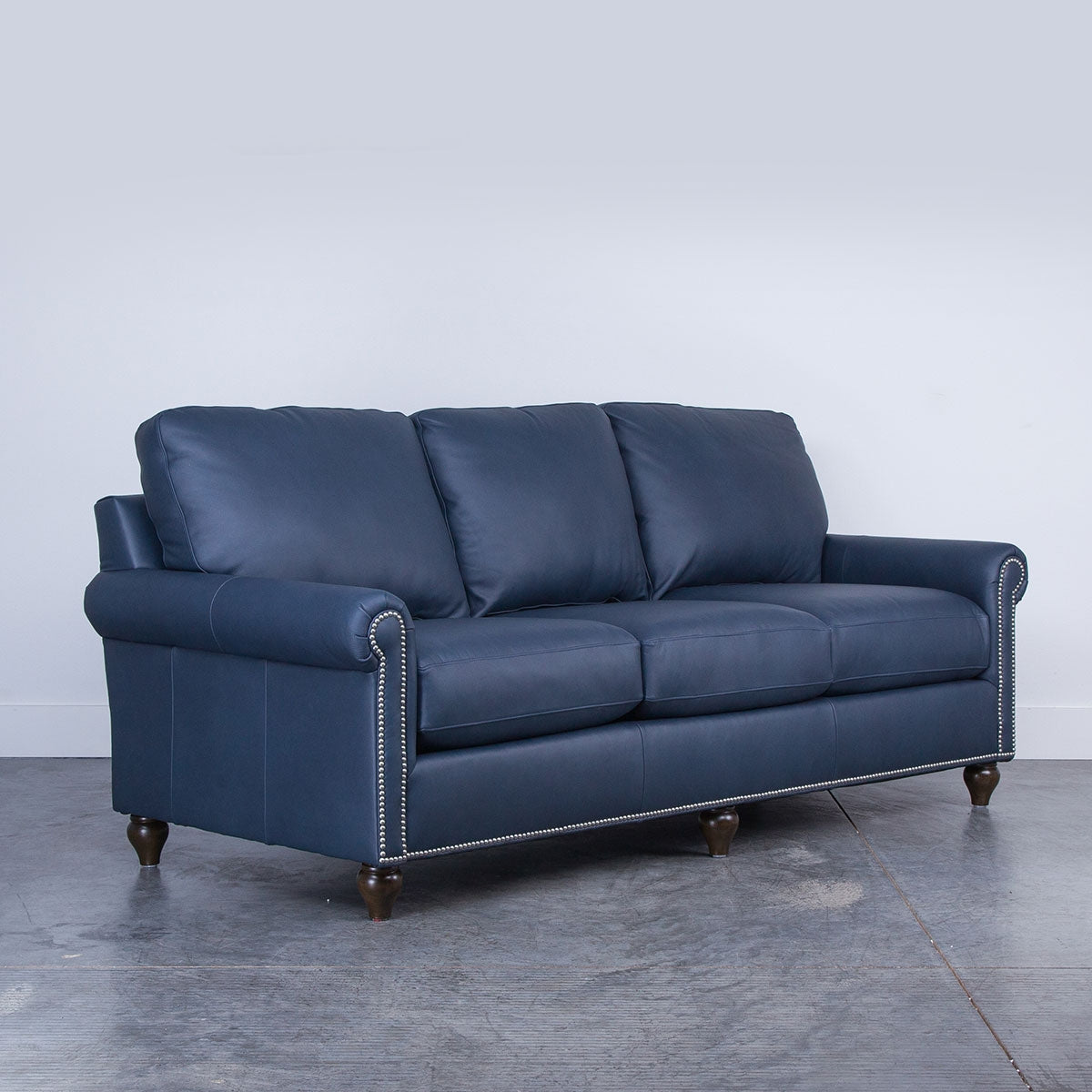 CUSTOM LEATHER CLASSIC 3/3 SOFA