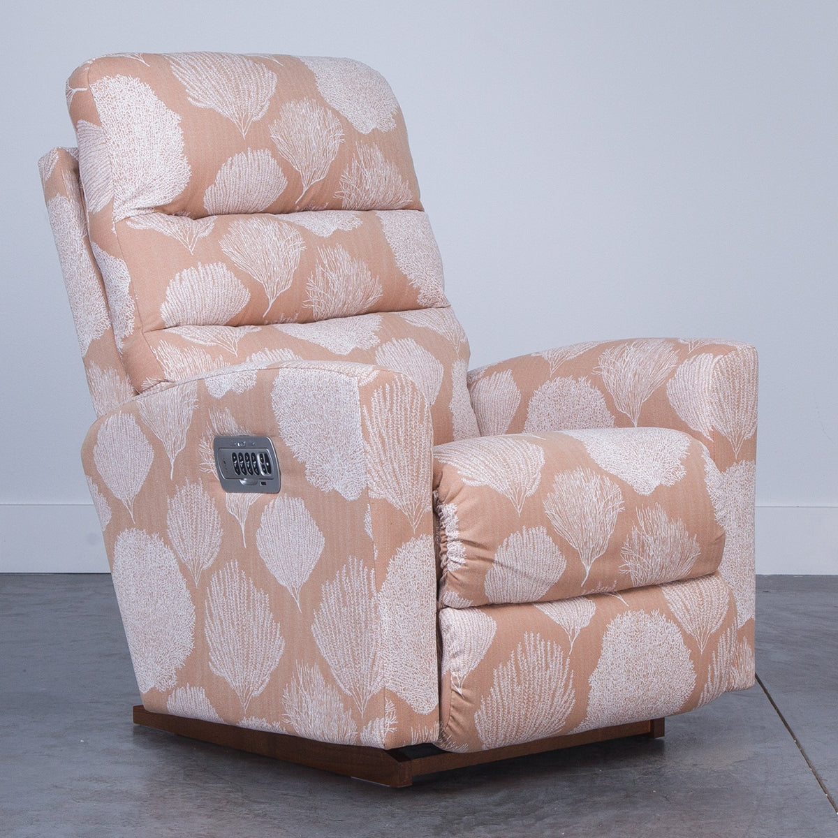 LIAM ROCK RECLINER W/POWER HEADREST /LUMBAR