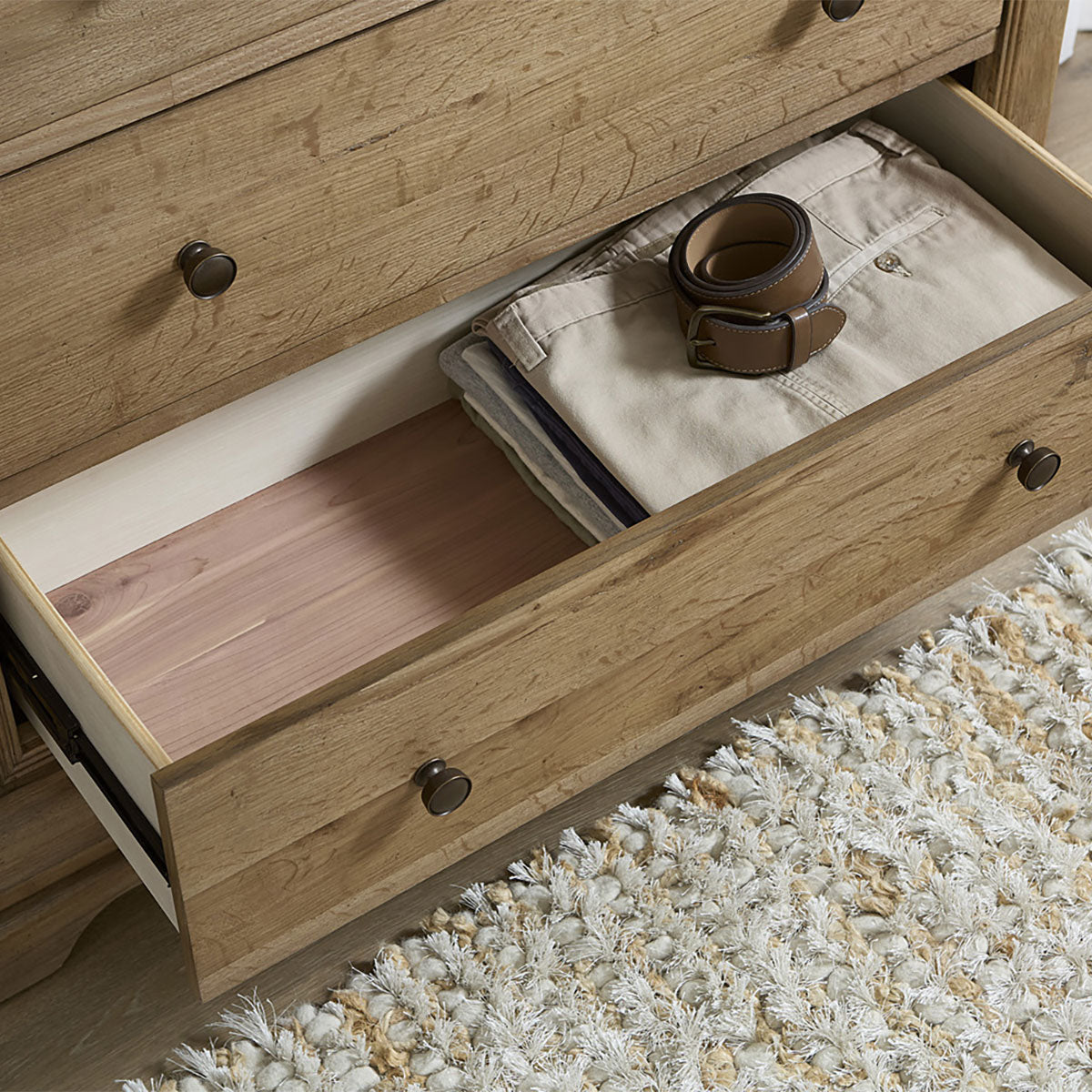 CHATEAU PHILIPPE CHEST
