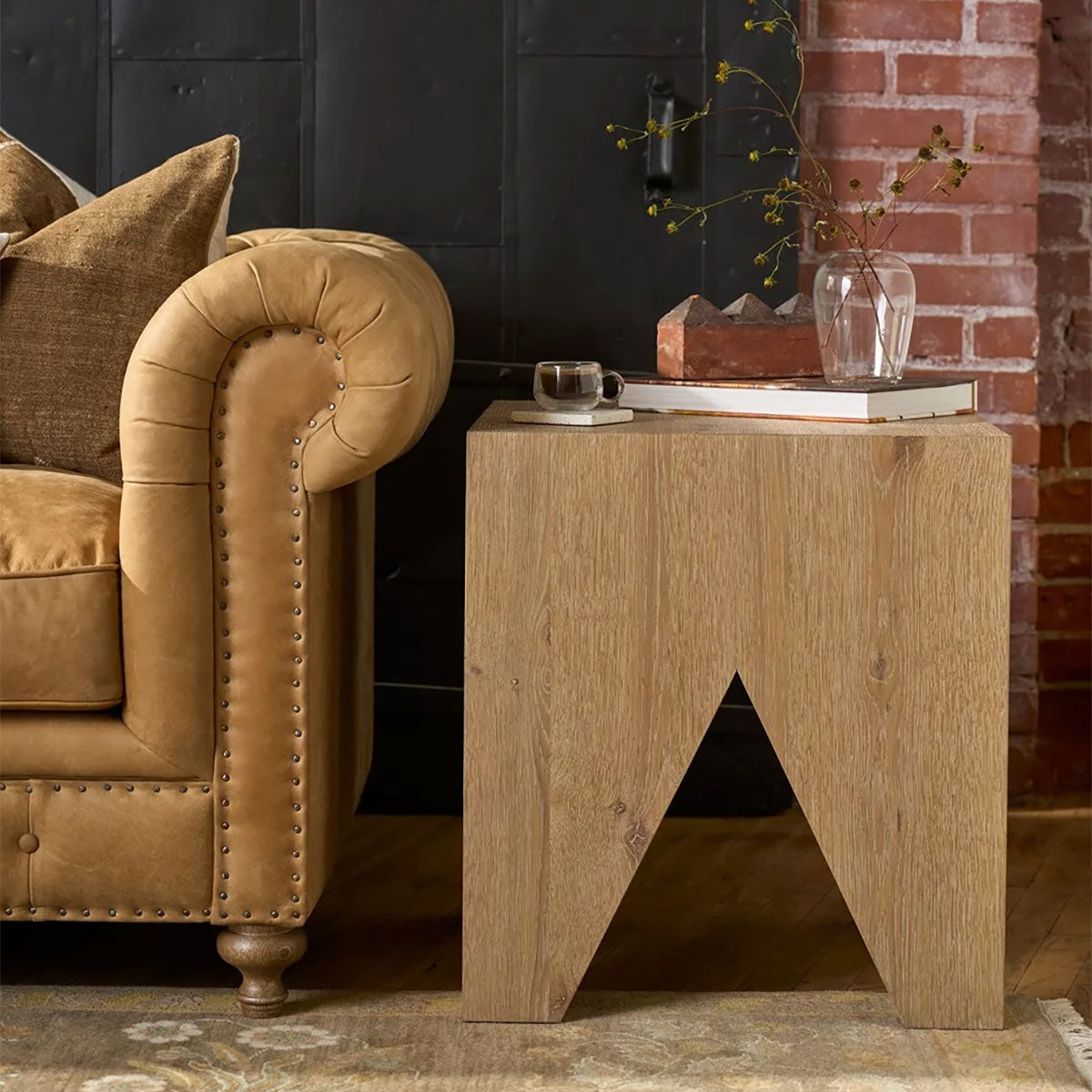 ALTITUDE END TABLE