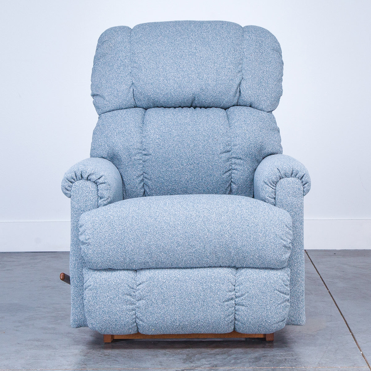 PINNACLE ROCKING RECLINER