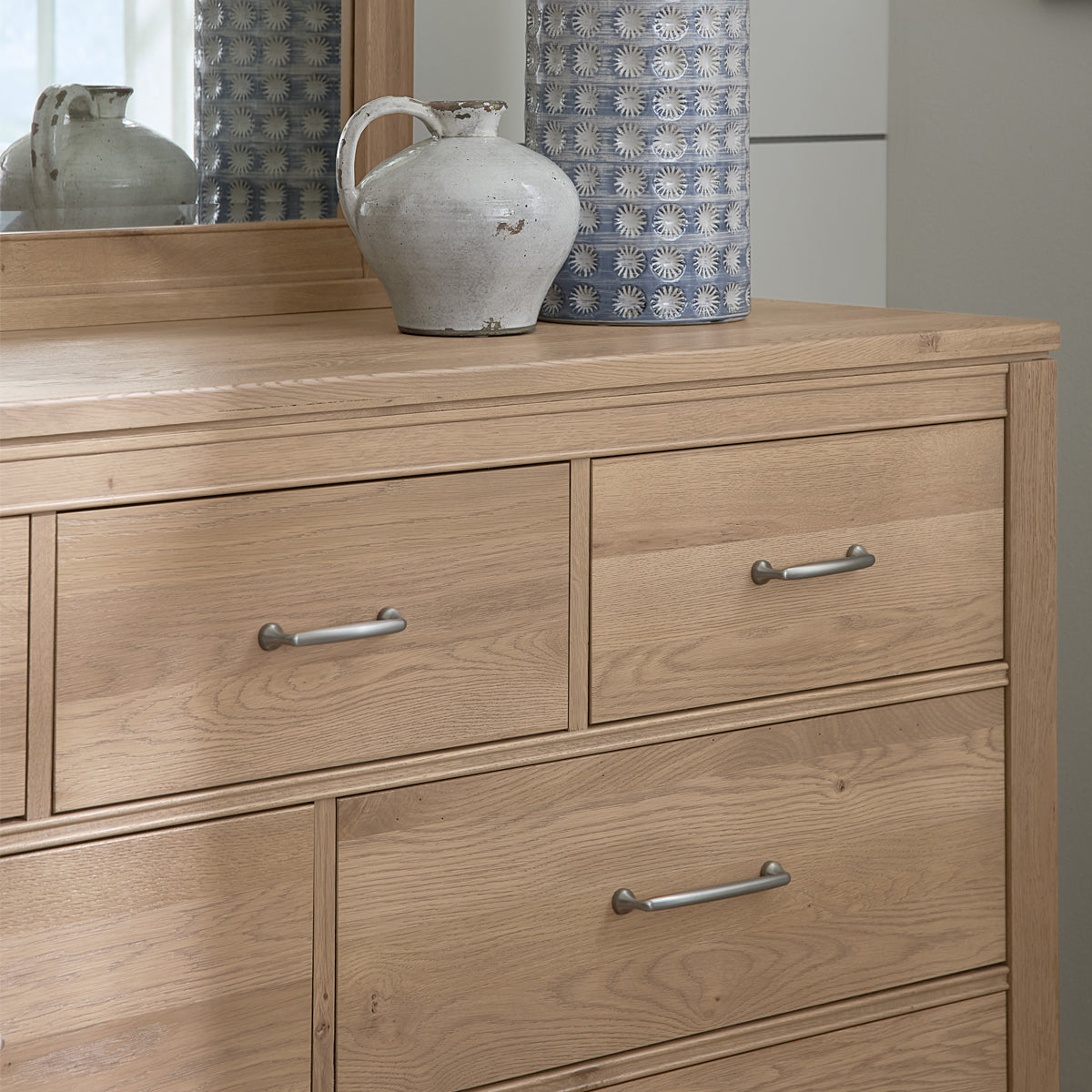 T&T CLEAR OAK DRESSER