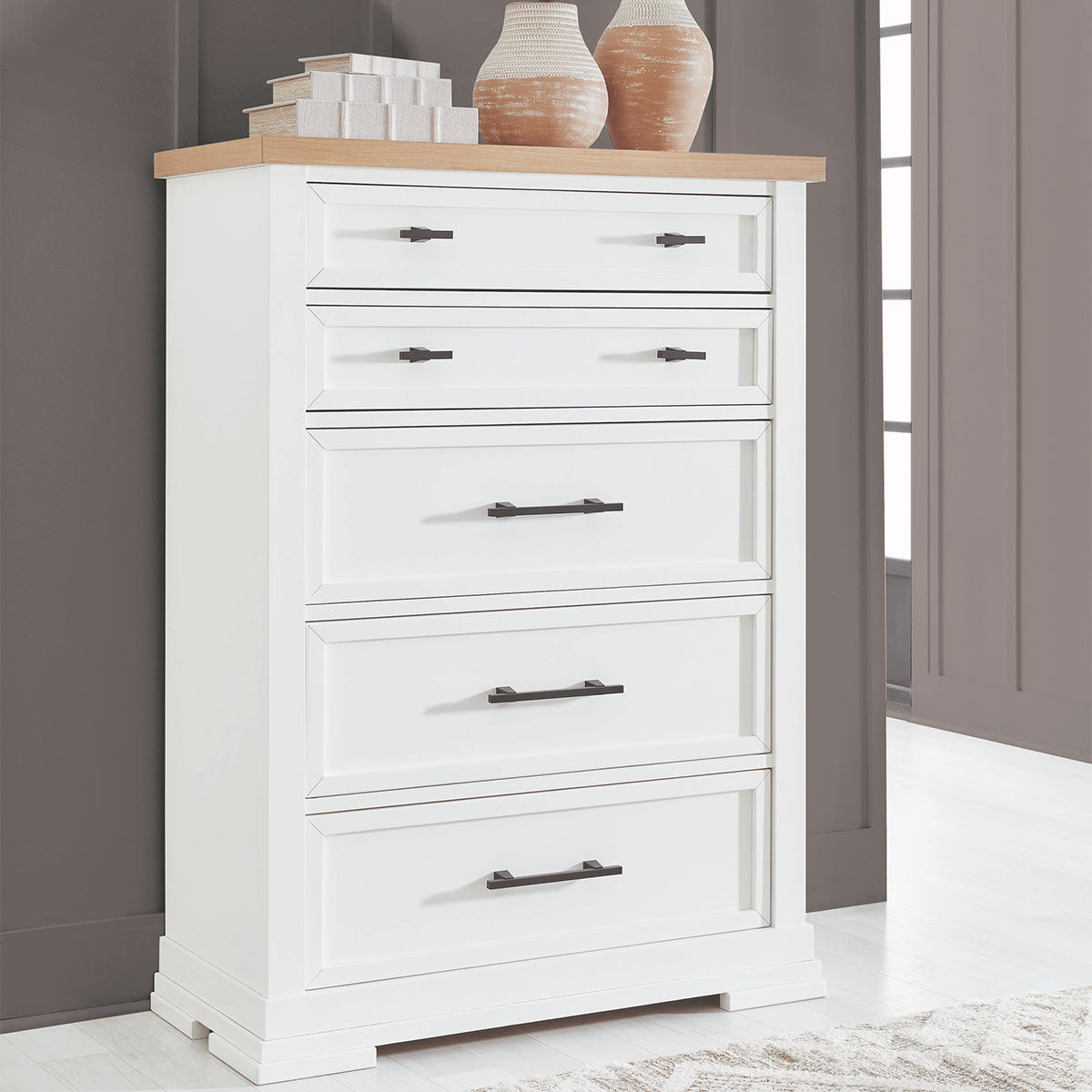 ASHBRYN CHEST