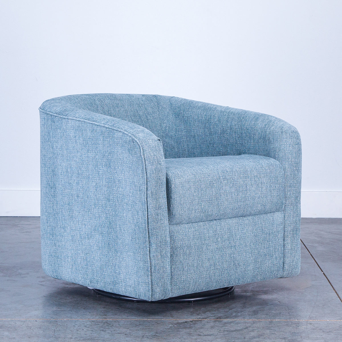 BANKS SWIVEL GLIDER CHAIR
