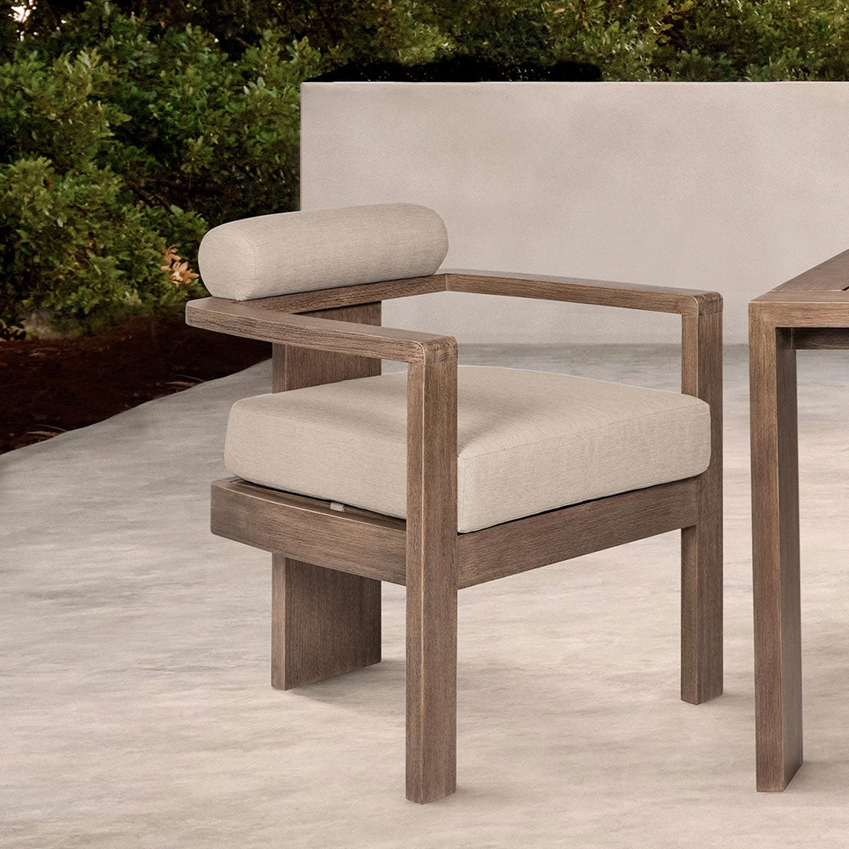 RELIC OUTDOOR DINING CHAIR