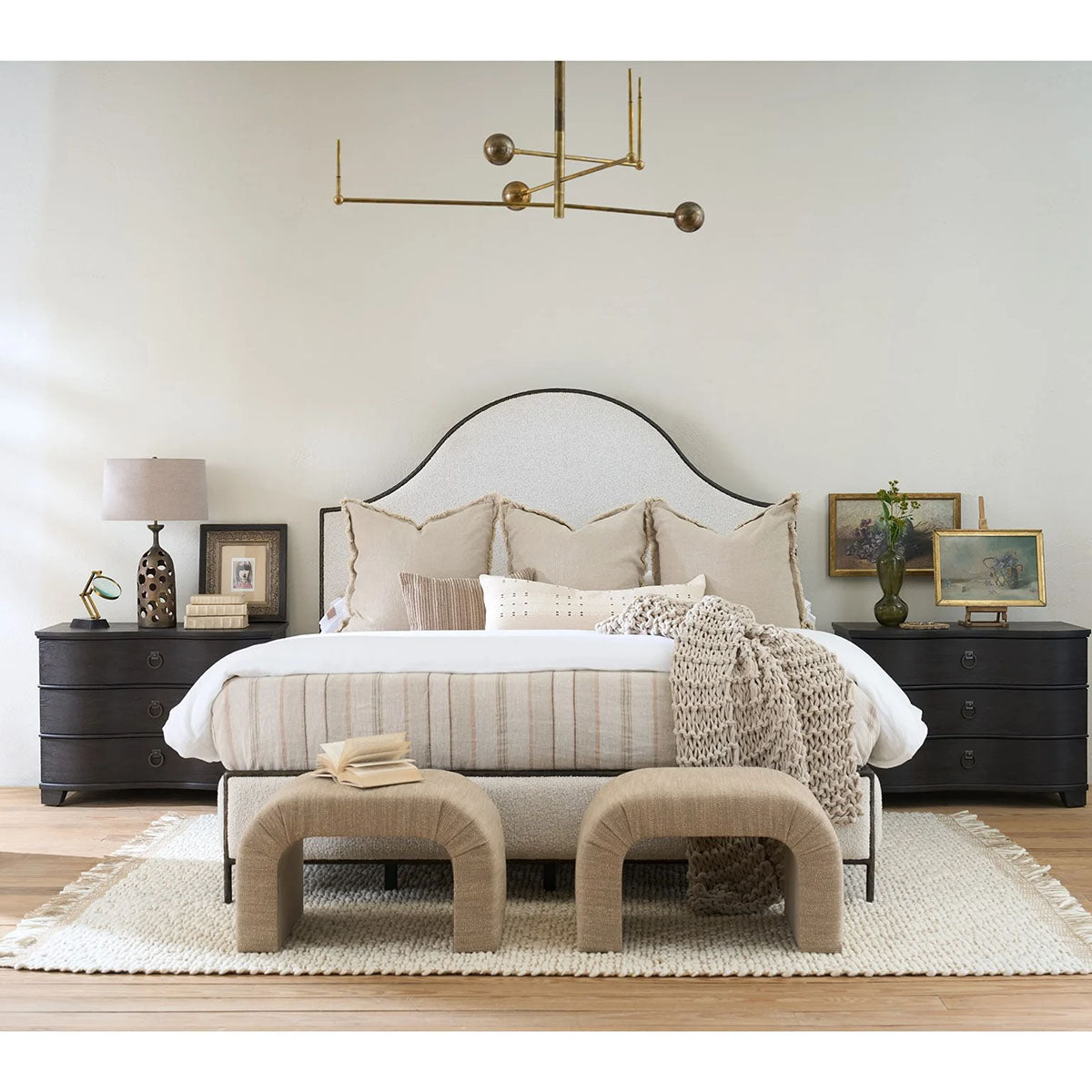 griffith park upholstered#size_king