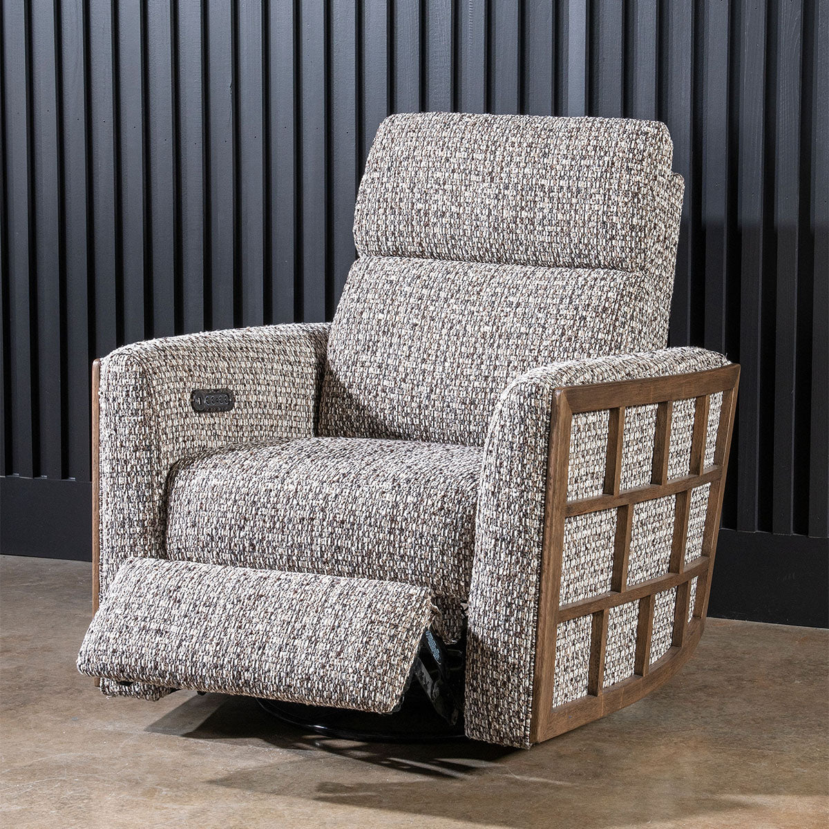 SOLANA PWR SWV GLD W/WOOD TRIM