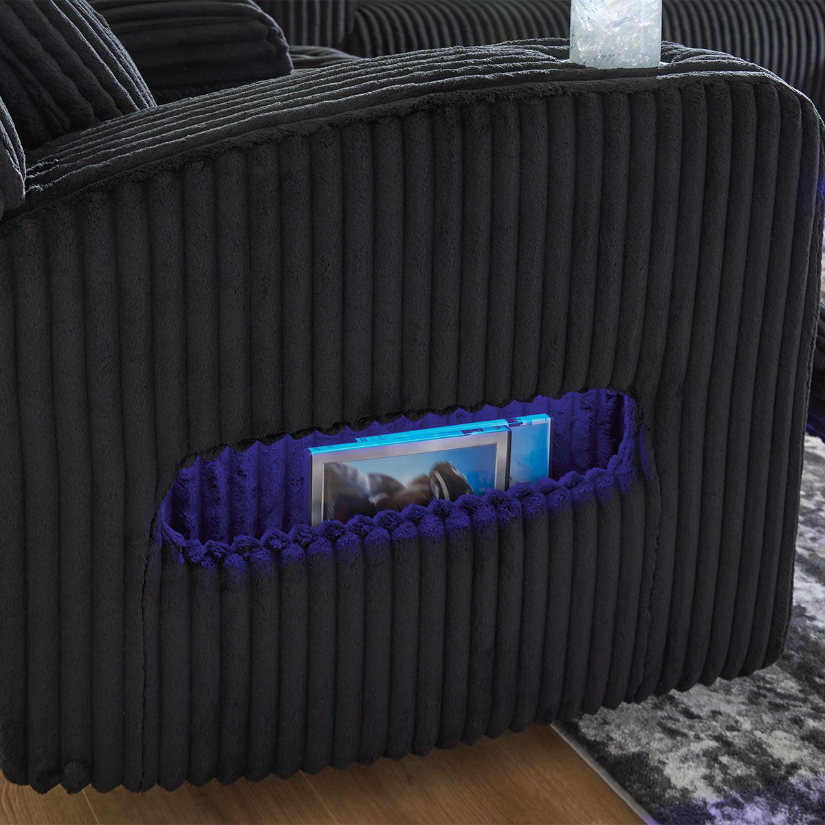 FOREST LAKE SOFA W/PHR