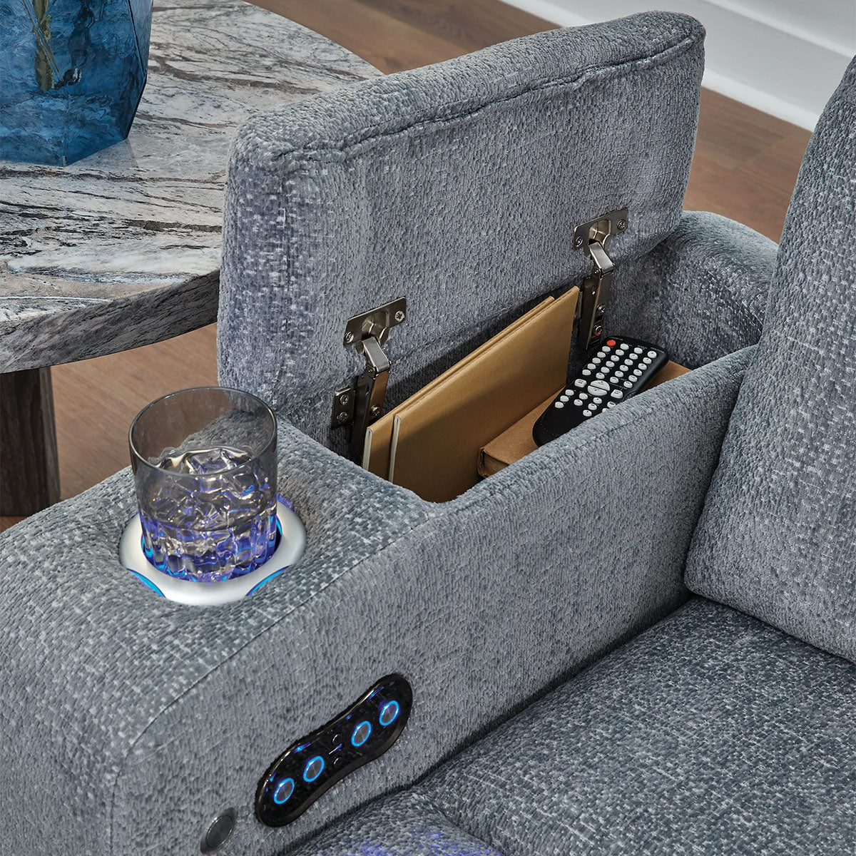 STUDIO CAVE NUVELLA SOFA W/ POWER HEADREST