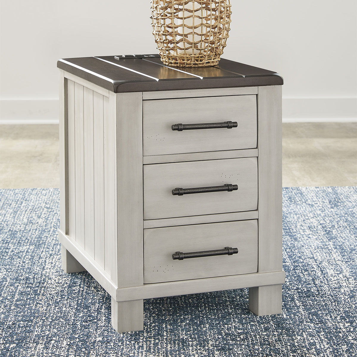 DARBON CHAIRSIDE TABLE