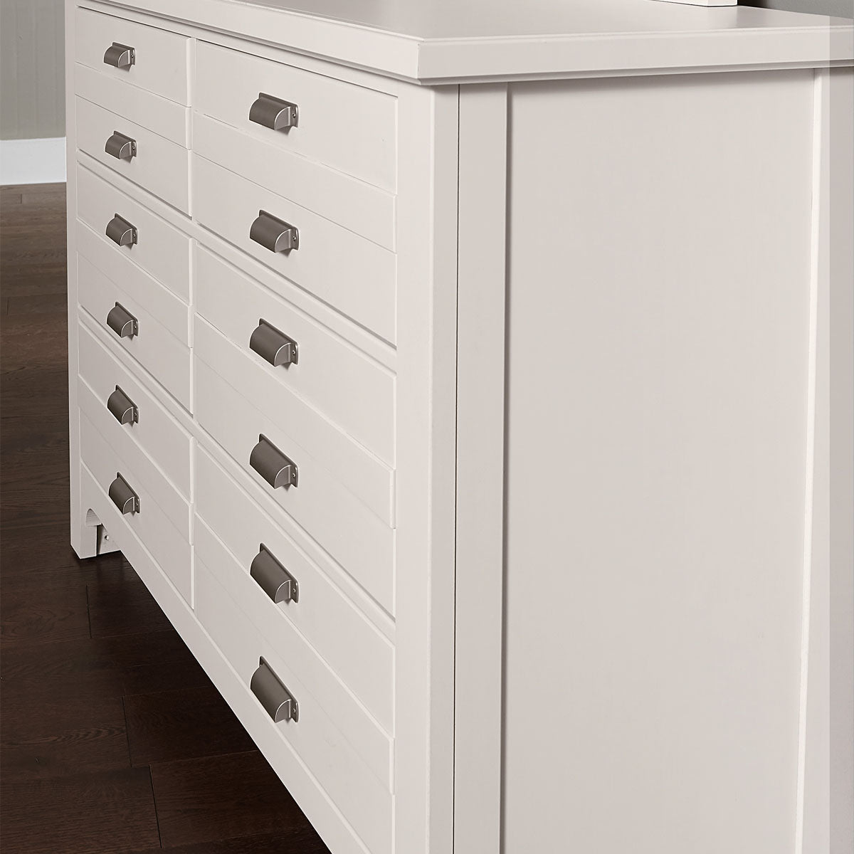 BUNGALOW WHITE DOUBLE DRESSER