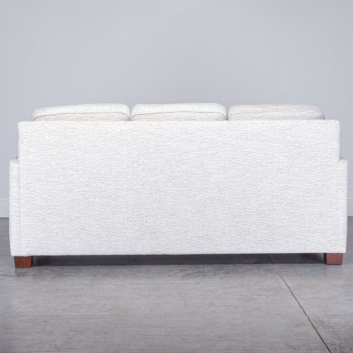 NOLA APARTMENT SOFA W/ FRAME KIT