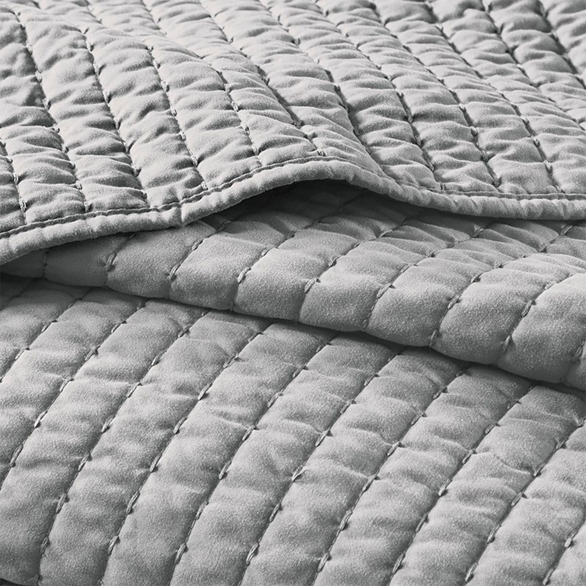 Grey Keaton 3 Pc Queen Quilt Set