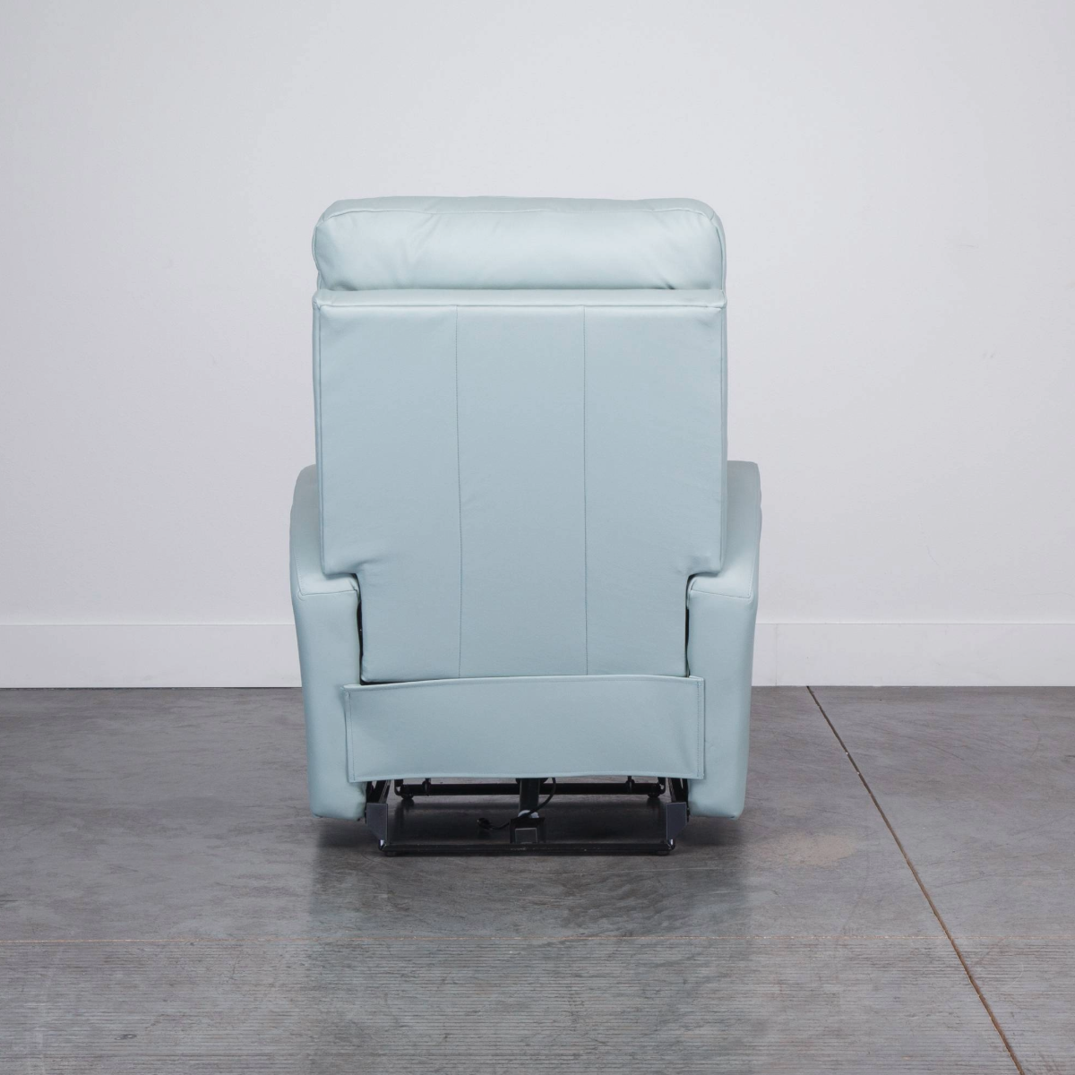 LIAM WALL RECL W/POWER HEADREST /LUMBAR