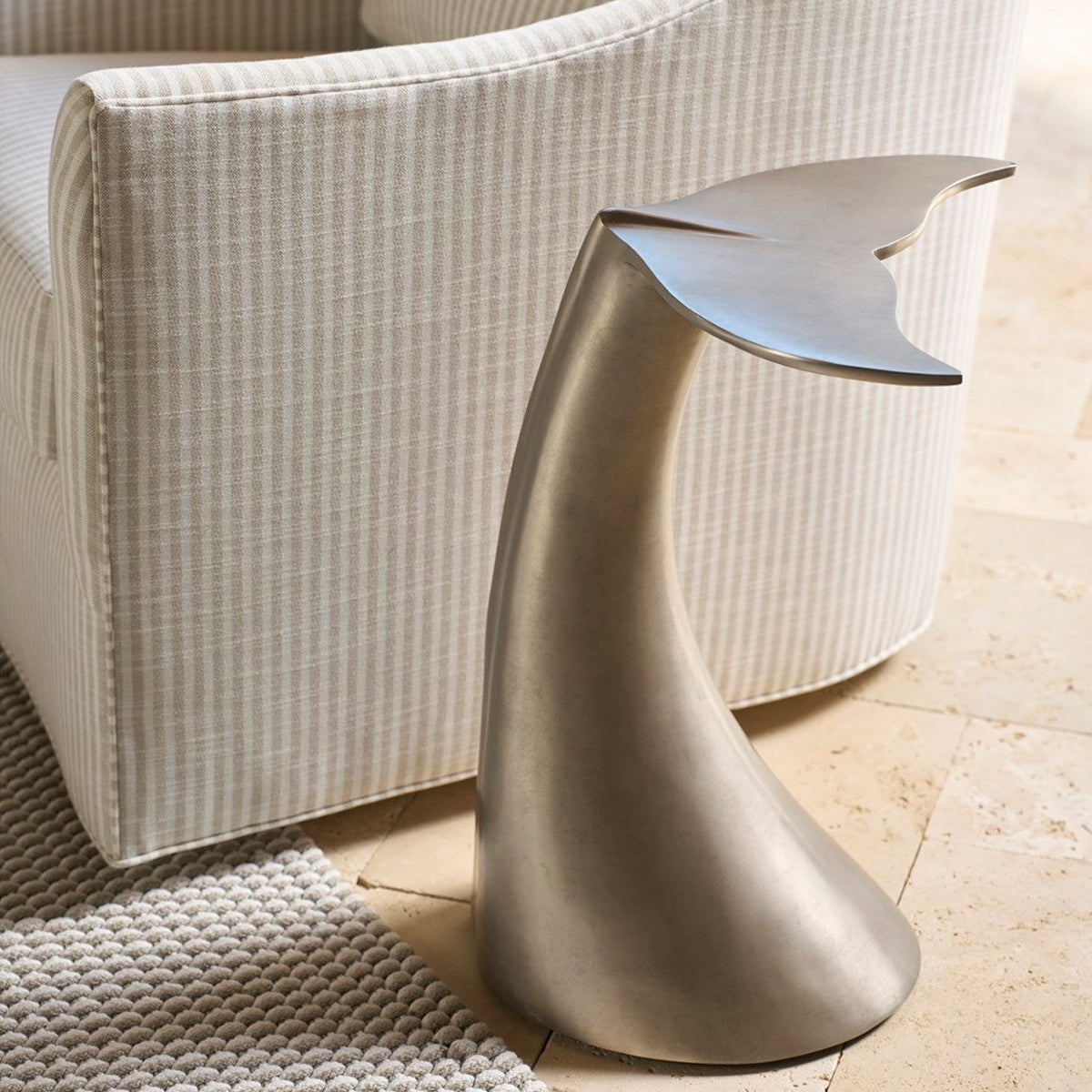 OASIS WHALE TAIL ACCENT TABLE