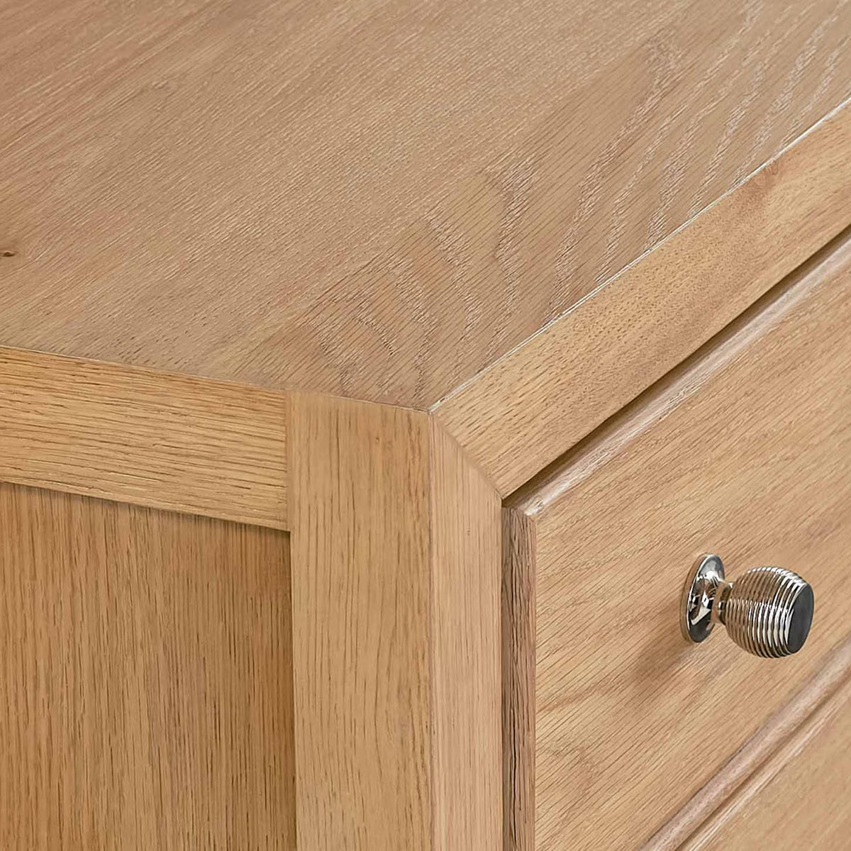 NEWBURY NAT DRESSER