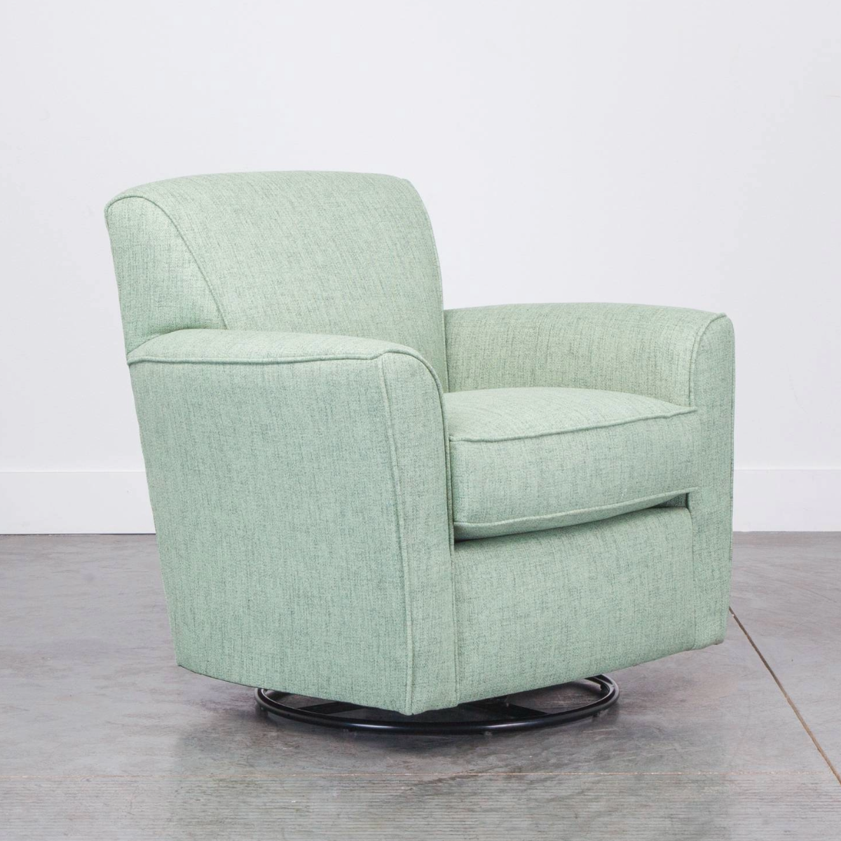 KINGMAN SWIVEL GLIDER CHAIR