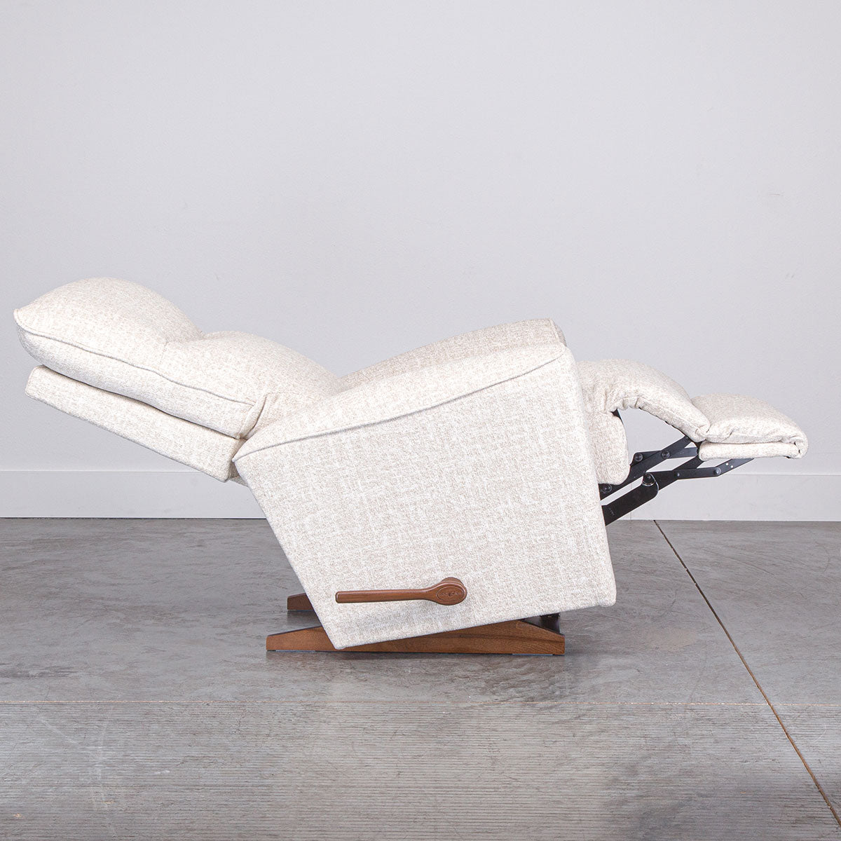 BELMONT ROCKER RECLINER