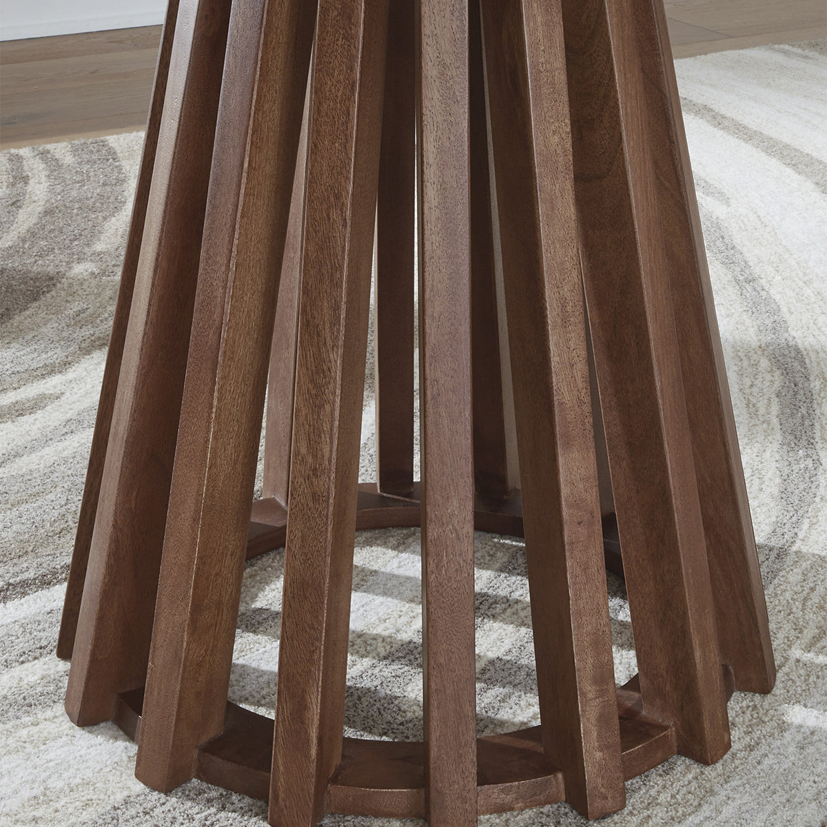 KALLARI ROUND END TABLE