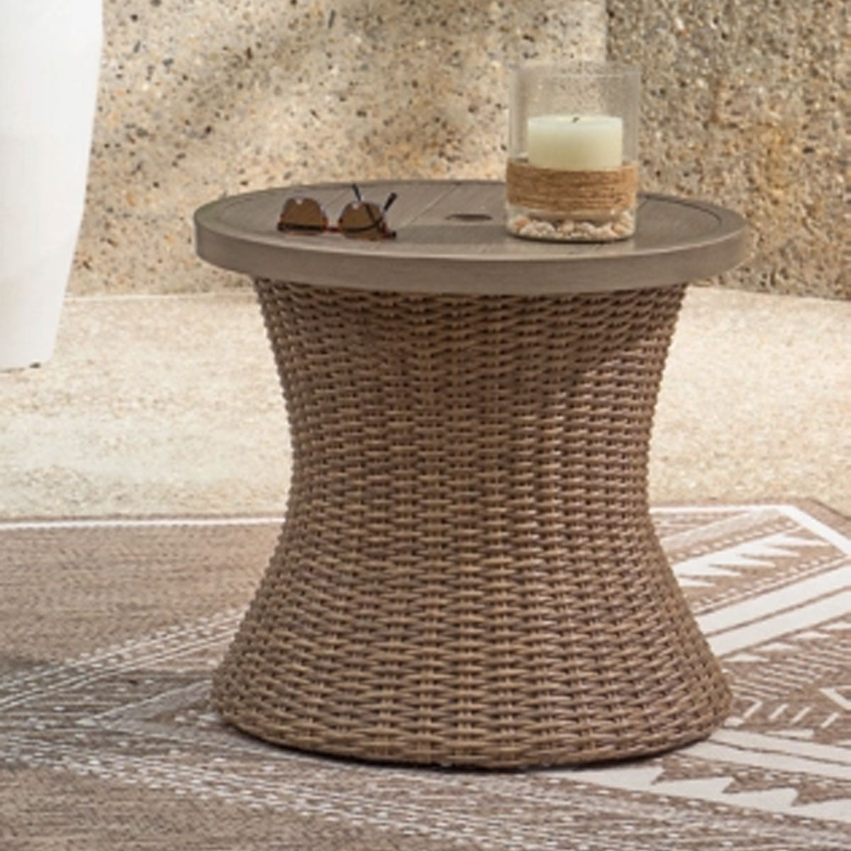 LAGUNA HEIGHTS END TABLE WITH UMBRELLA HOLE