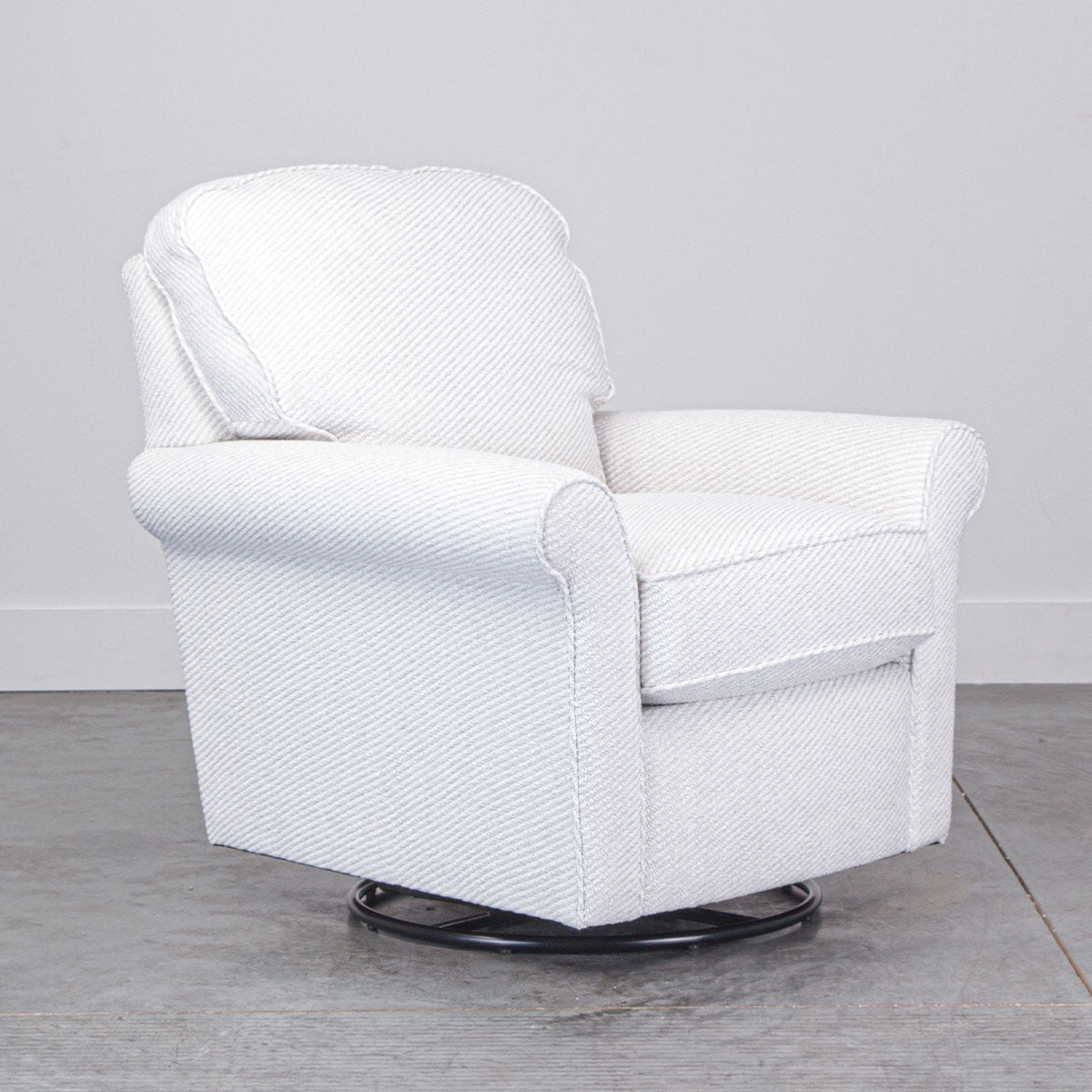 PARKWAY SWIVEL GLIDER CHAIR