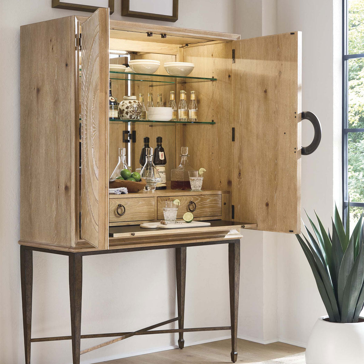 HAMMOND BAR CABINET