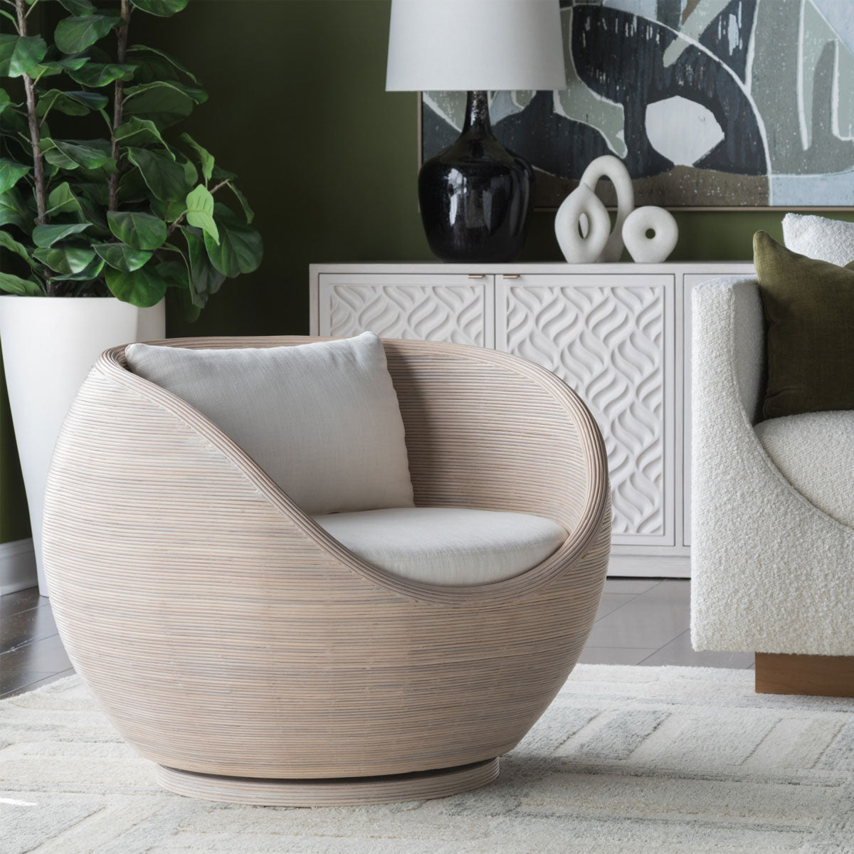 SOLIMAR RATTAN SWIVEL CHAIR