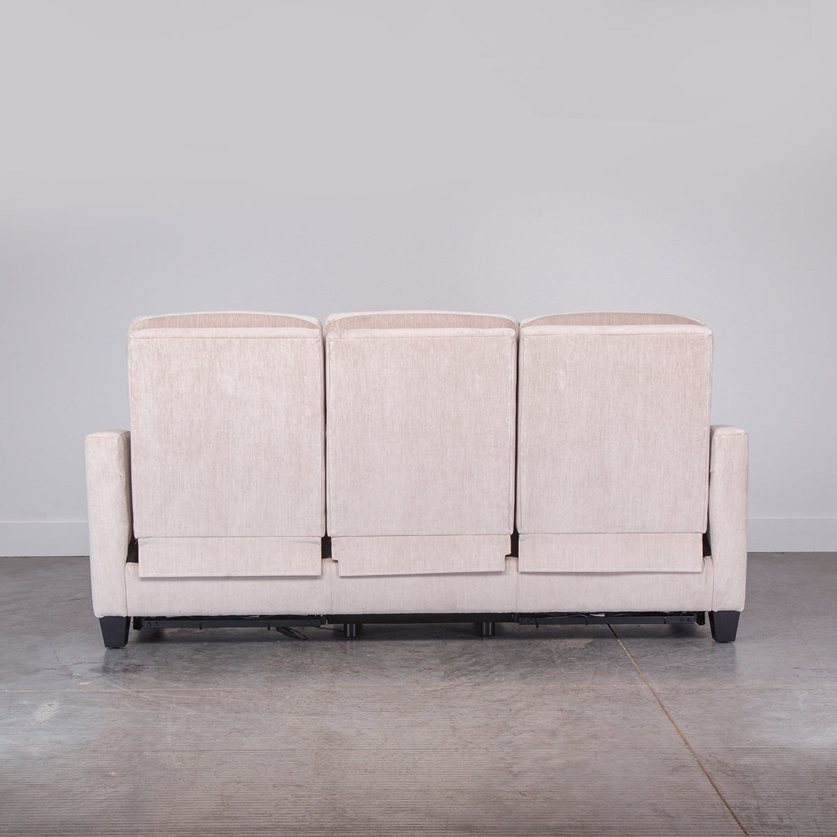 QUINAULT SOFA W/PHR