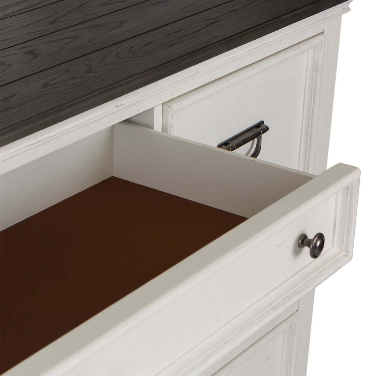 ALLYSON PARK 8 DRW DRESSER
