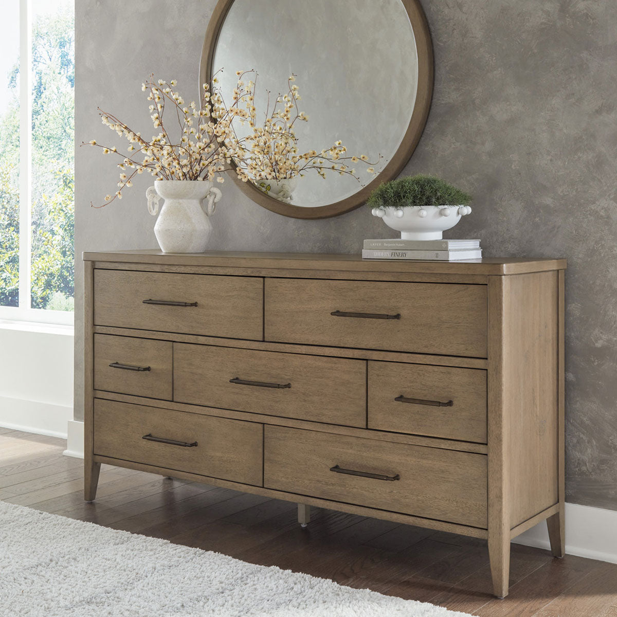 OLIVIA DRESSER