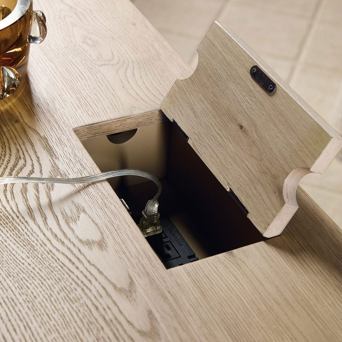 LIVINGSTON LIFT DESK